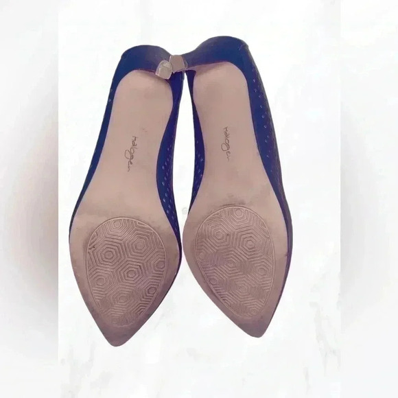 Halogen stylish comfortable classic trendy baby blue perforated leather heel 8.5 - Picture 4 of 4
